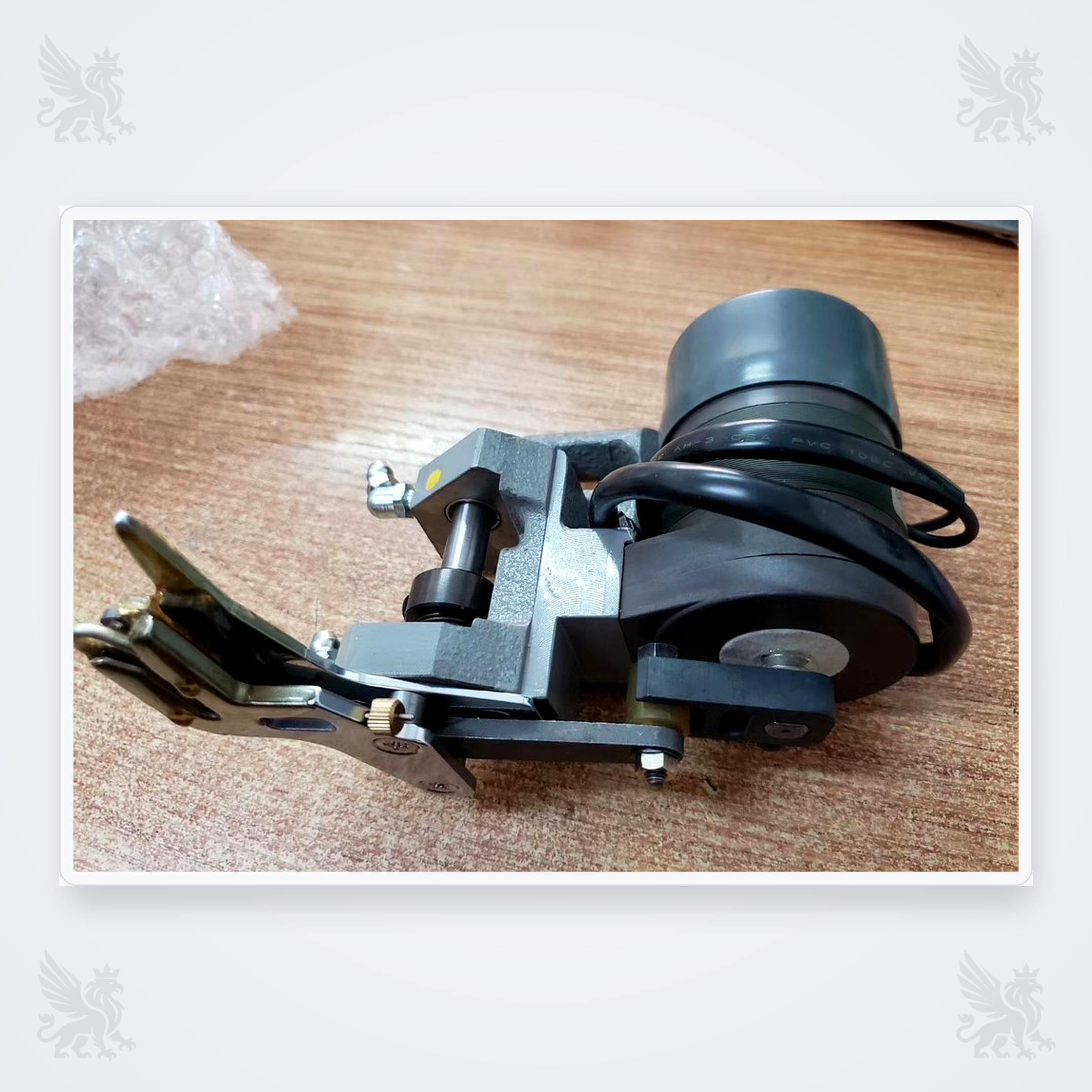 مجموعه کاتر پود و موتور سمت راست J1301-01030-00